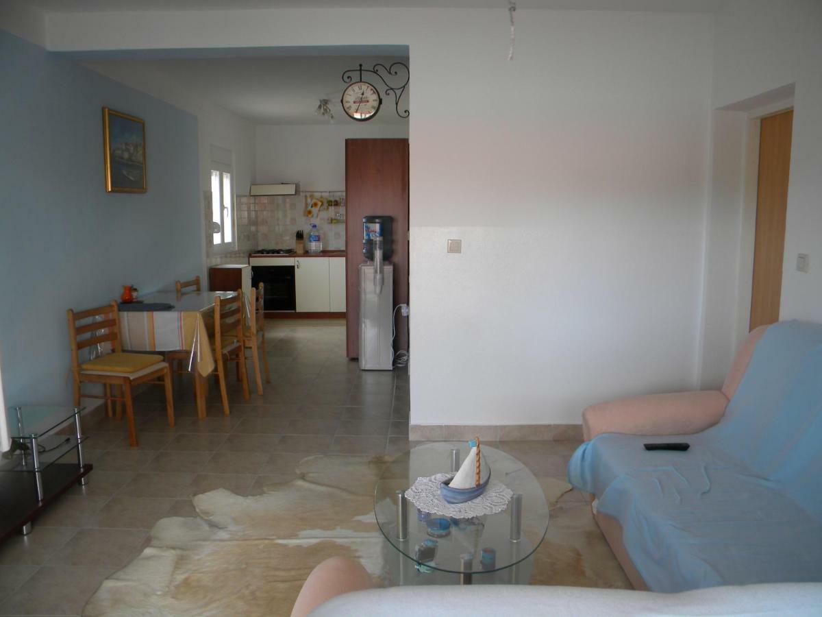 Apartmani Livk Debeljak Kültér fotó